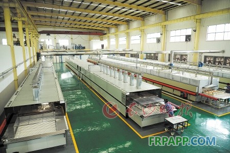 圖為長遠鋰科新擴建的生產(chǎn)線。長沙晚報通訊員 周秋燕 攝